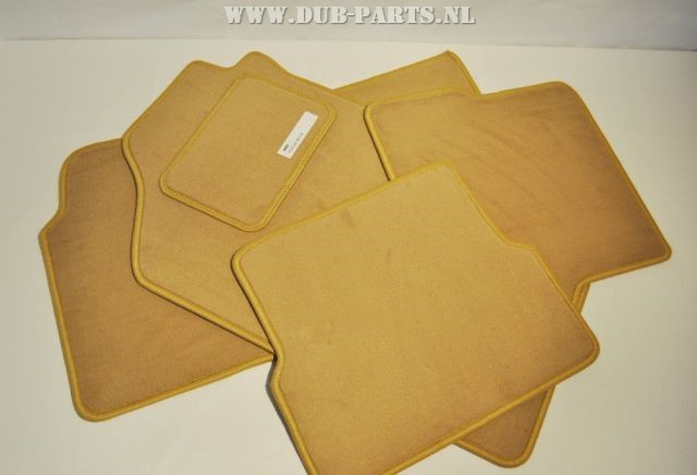 Golf / Jetta Mk2 velour floor mats BEIGE